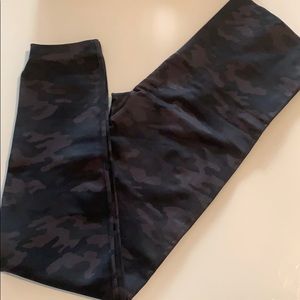 SPANX Look at me Now Seamless leggings